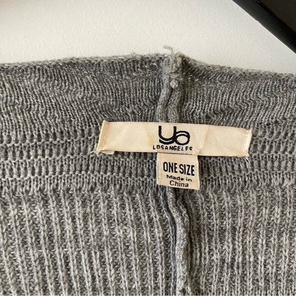 Grey sweater/kimono - Picture 4 of 6